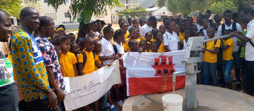 Water well 78 ! Tineyi International School, New Jersey Angola Town, Freetown - February 2022